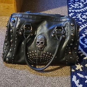 Skelton purse